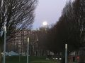 Opkomende maan boven Metaalflat 20 01 2019 17.12 uur kl